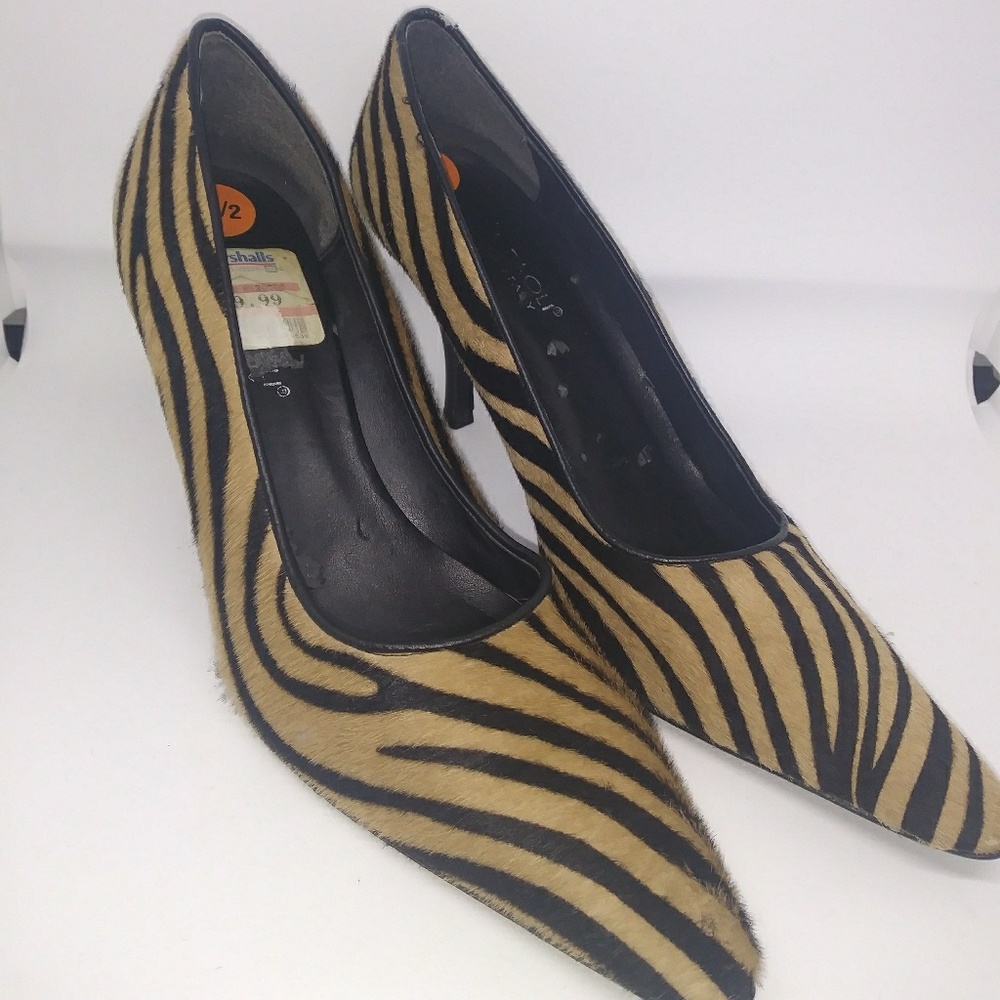 Mila Paoli Animal fur print heels